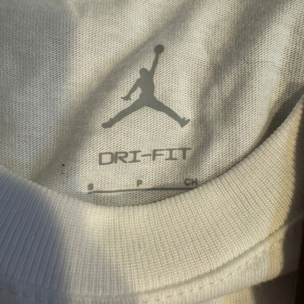 NWT Jordan Men Graphic T Shirt White Michael‎ Jordan Print Dri Fit SZ Small $42